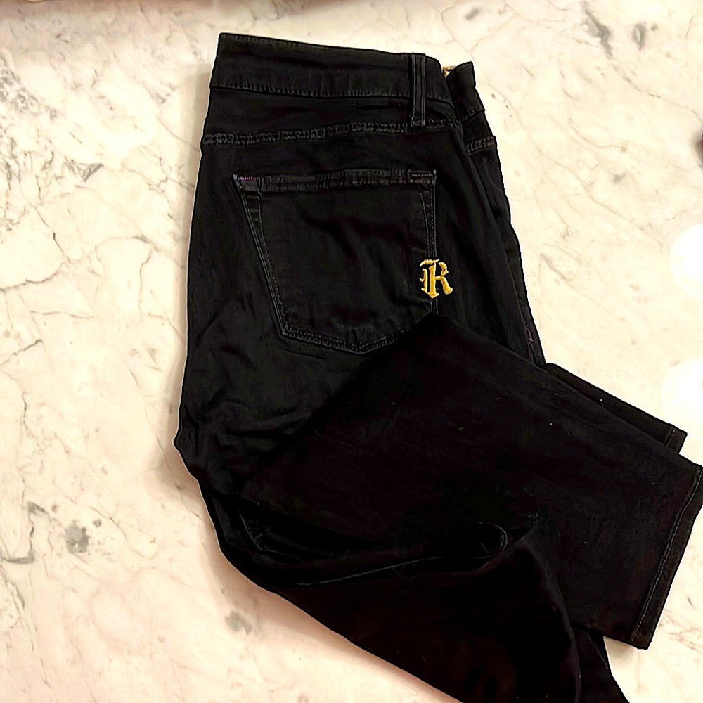 Like New Women’s Size 26 (Rare) Rich & Skinny Black Jeans
